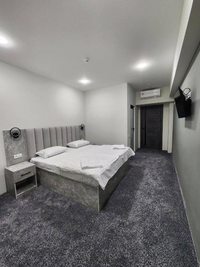 Paradise Inn Tasken Kültér fotó