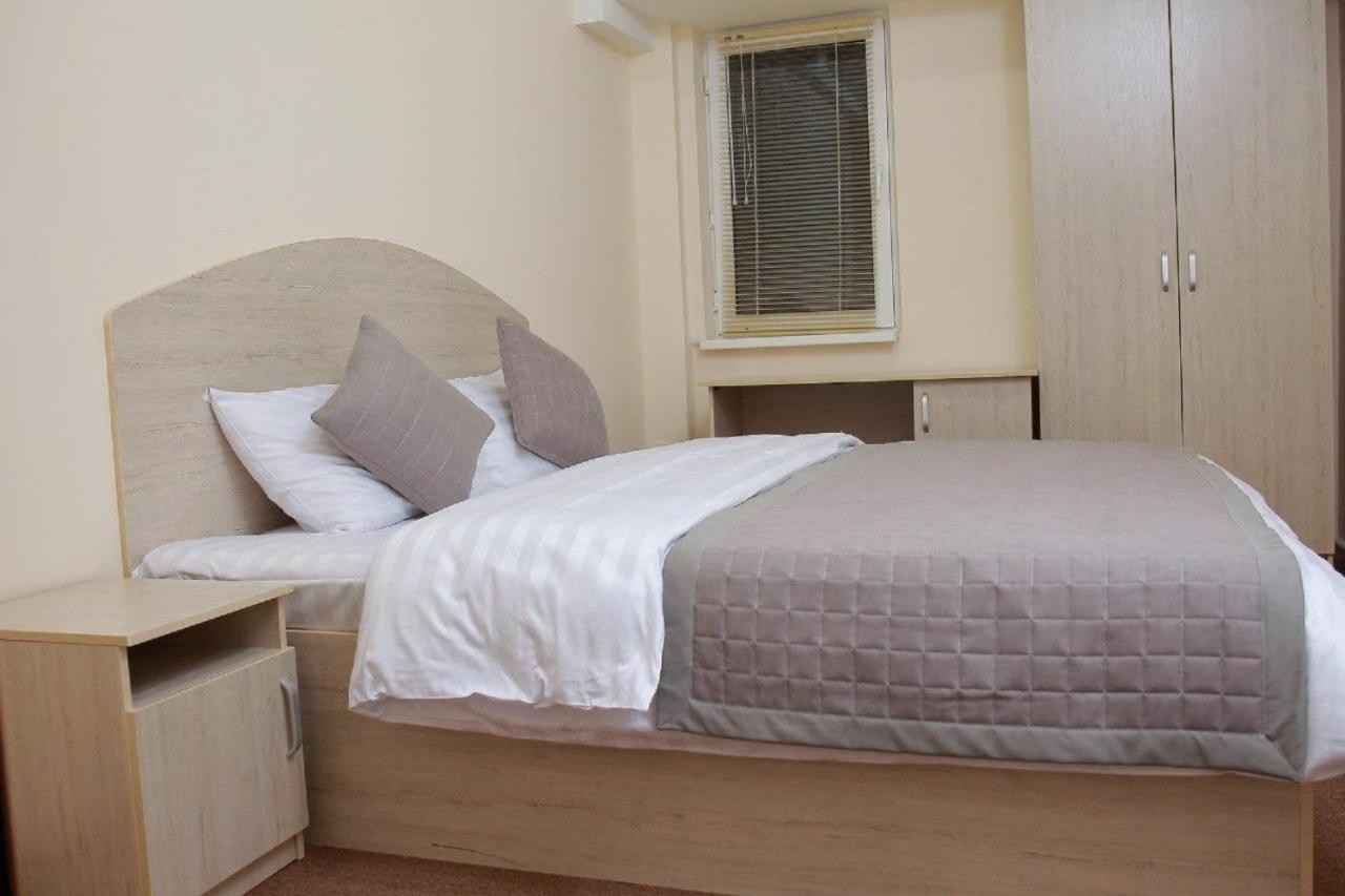 Paradise Inn Tasken Kültér fotó